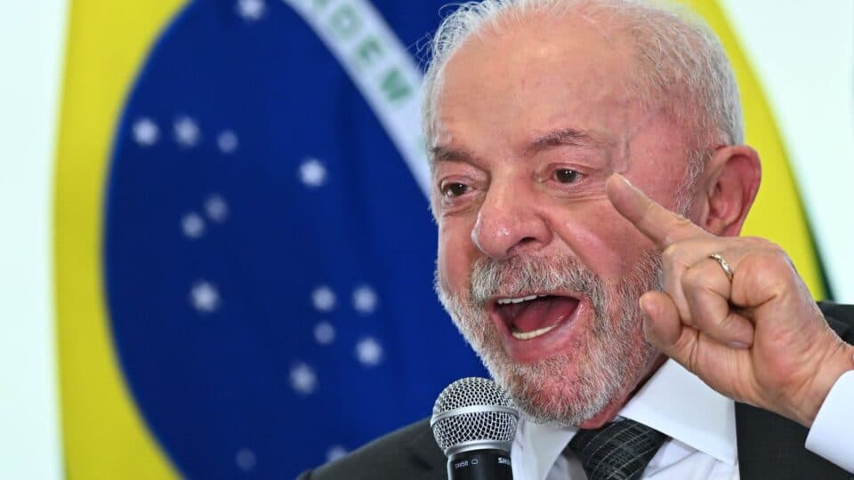 “Estamos carregando nas costas a promiscuidade da Suprema Corte”, diz Lula