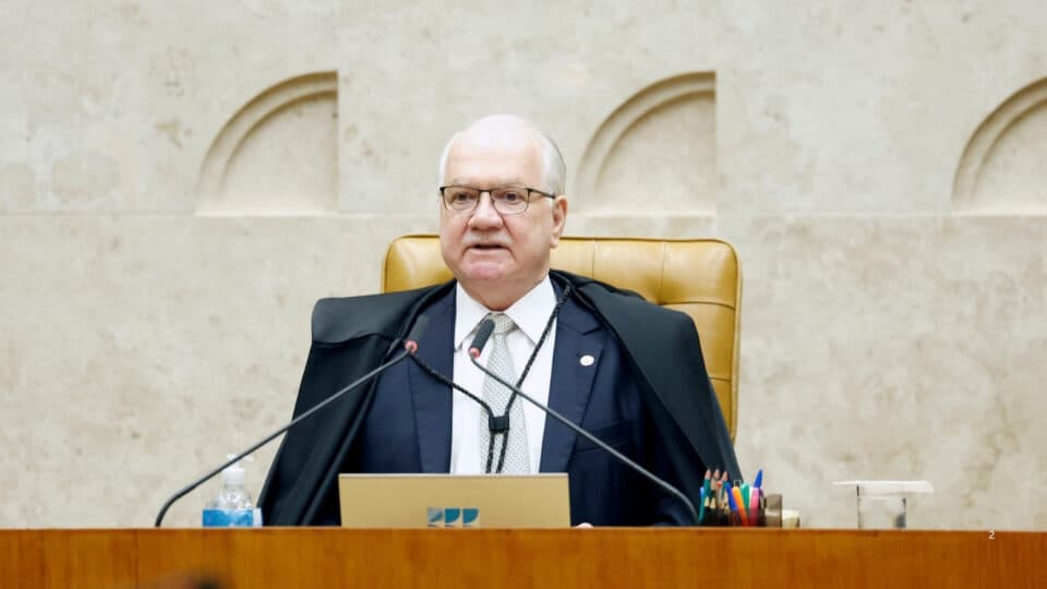 Fachin consulta PGR e pode arquivar inquérito contra Bolsonaro por falas na pandemia